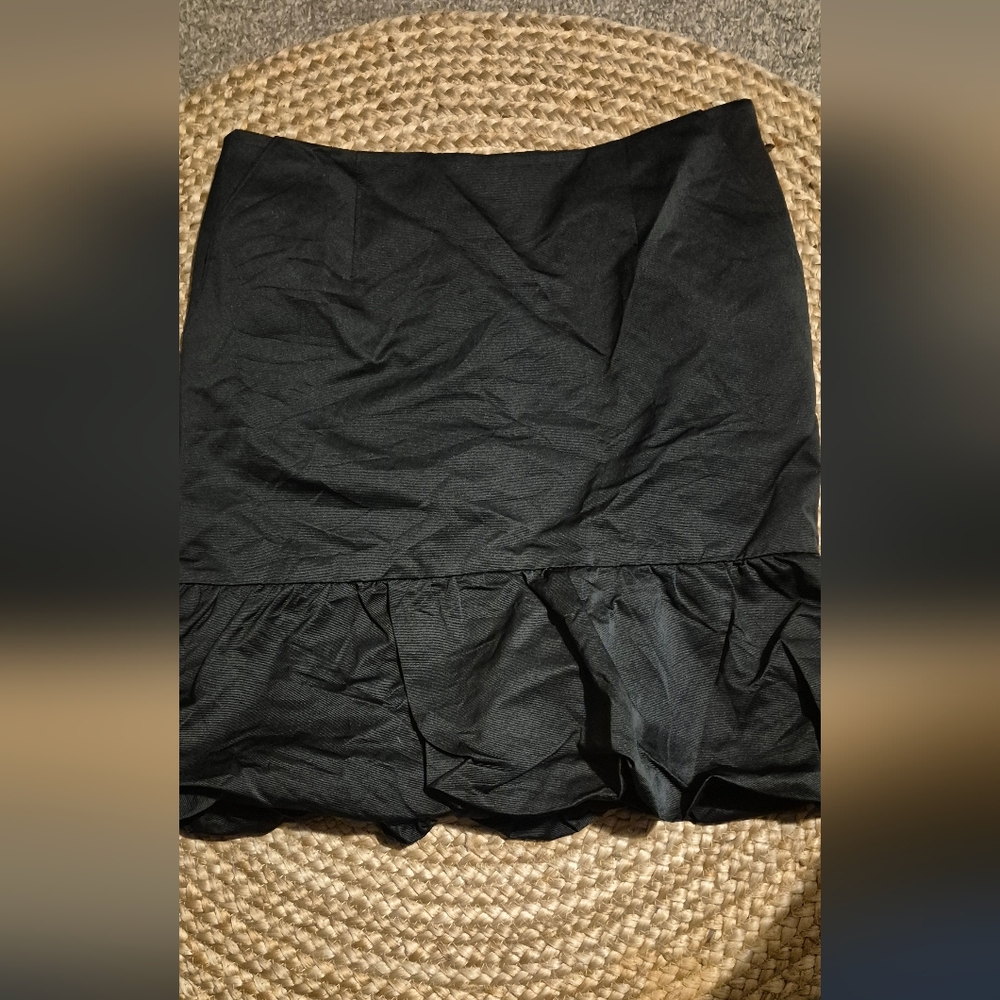 Club Monaco Black Mini Skirt with Bubble Hem Sz.4 NWT - Picture 5 of 9